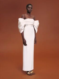 The Arla Dress In Cream -Paramount Dresses Store 211209 SolaceLondon RS22 Look 13 124