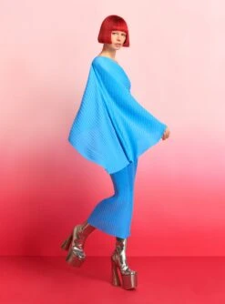 The Lenna Midi Dress In Blue -Paramount Dresses Store 220407 SolaceLondon RS23 14 041 R1