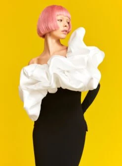 The Ellis Maxi Dress In Cream & Black 6 The Ellis Maxi Dress In Cream & Black -Paramount Dresses Store 220411 SolaceLondon RS23 36 257 R1