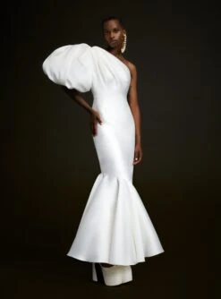 The Summer Maxi Dress In Cream -Paramount Dresses Store 220714 SolaceLondon SS23 08 121 R1