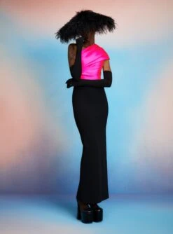 The Selia Maxi Dress In Hot Pink & Black -Paramount Dresses Store 220714 SolaceLondon SS23 12 033 R1