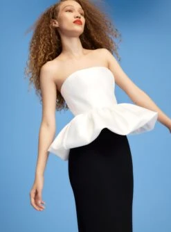 The Maddison Maxi Dress In Cream & Black -Paramount Dresses Store 220718 SolaceLondon SS23 39 076 R1