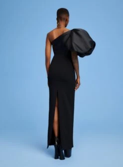 The Karli Maxi Dress In Black -Paramount Dresses Store 220718 SolaceLondon SS23 48 053 R1