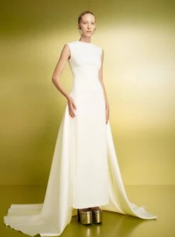 The Flor Maxi Dress In Cream -Paramount Dresses Store 221020 SolaceLondon PF23 04 038 R1