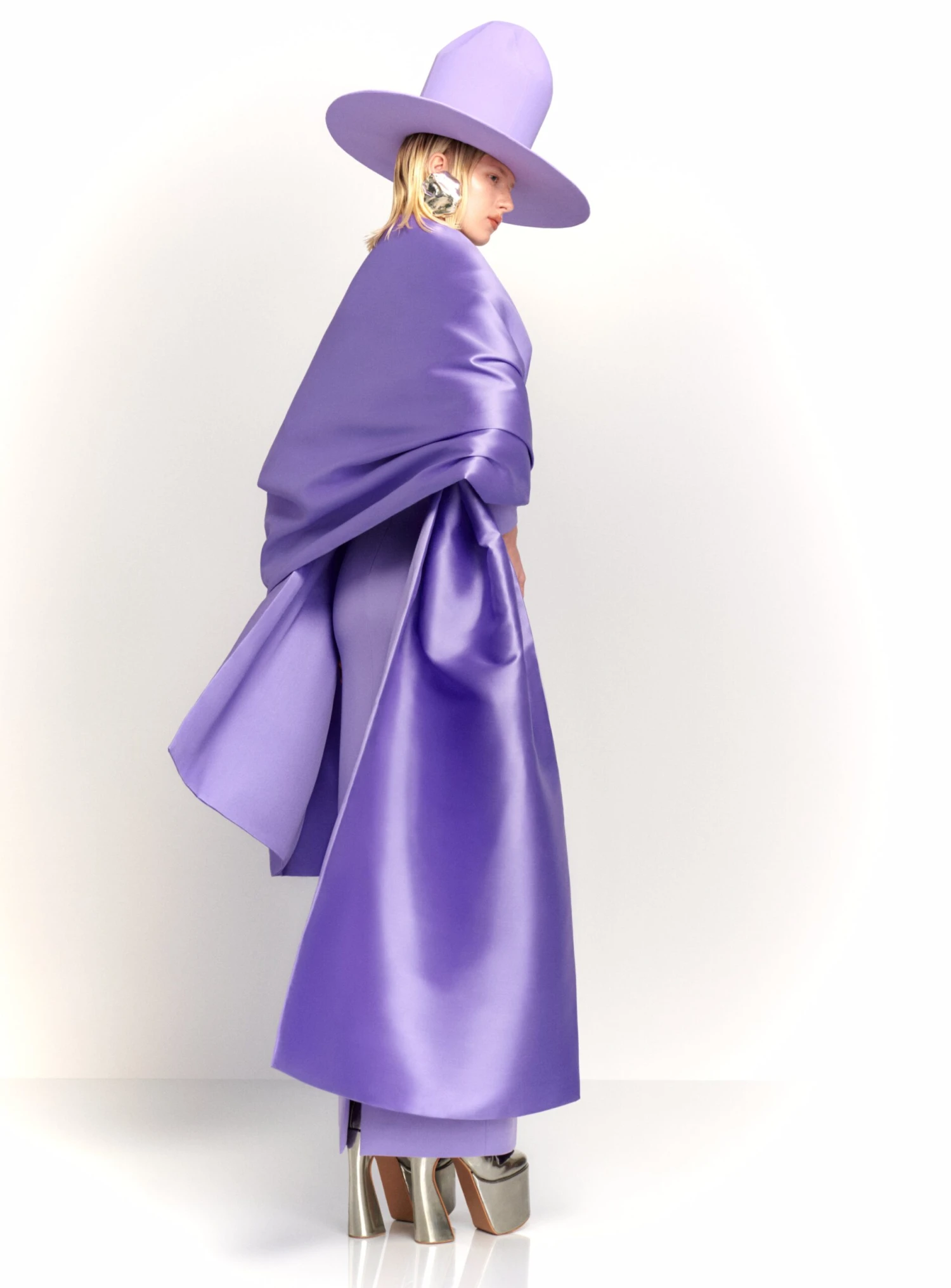 The Lyana Maxi Dress In Lilac 6 The Lyana Maxi Dress In Lilac - Image 4