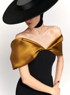 The Dakota Maxi Dress In Gold And Black -Paramount Dresses Store 230309 SolaceLondon RS23 38 043 R1