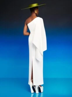 The Lillia Maxi Dress In Cream -Paramount Dresses Store 230309 SolaceLondon RS23 59 159 R1